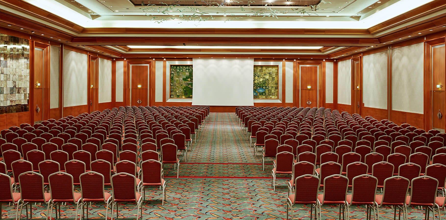 Gloria Convention Center - Manyas